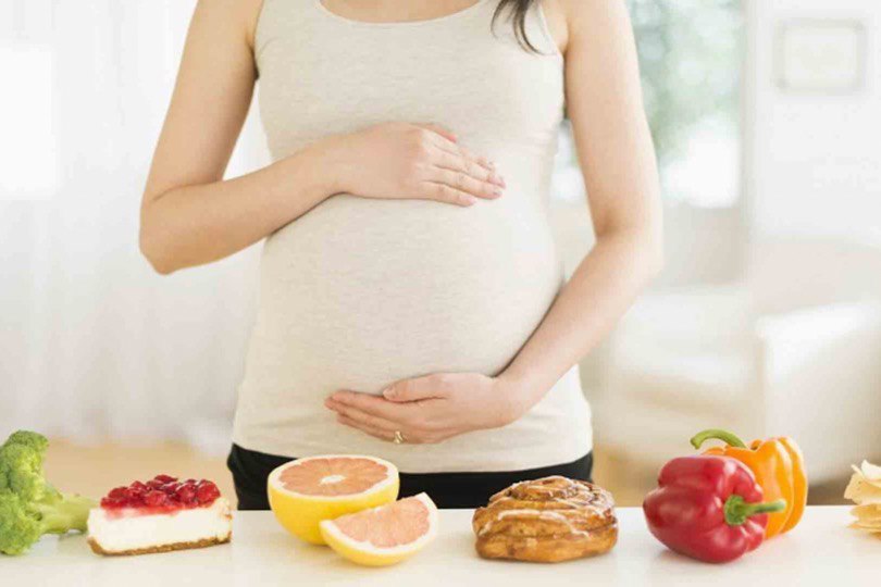 تغذیه مادر در دوران حاملگی و ممنوعات آن